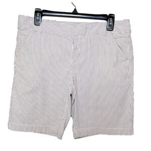 CASLON 9 inch White and Gray/Beige Seersucker Shorts - Size 8